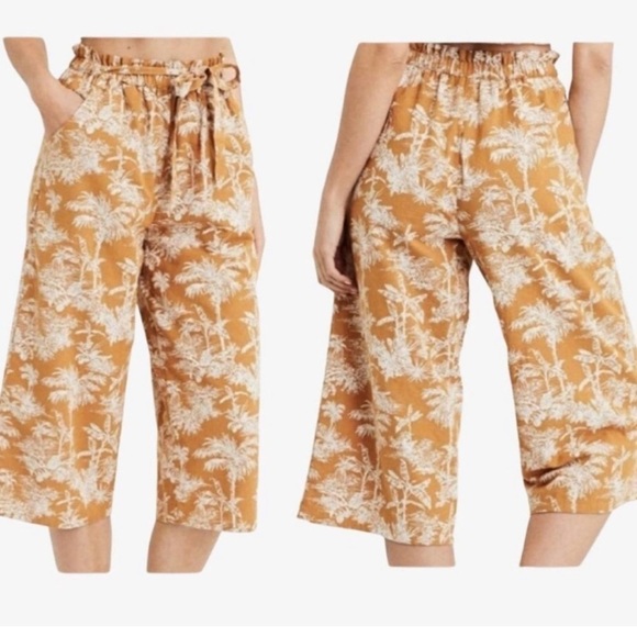 American Eagle Tropical Cotton/Linen Hawaiian Wide Leg Crop Paperbag Waist Pants - Picture 4 of 9
